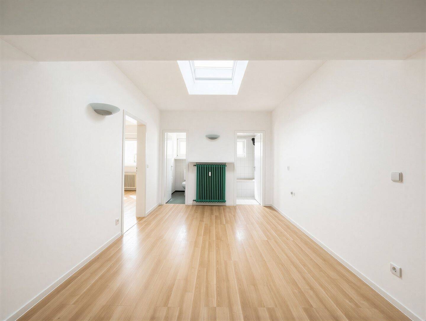 Großes, helles Zimmer in WG in S-Mühlhausen – 70437 Stuttgart – Vorschaubild 3
