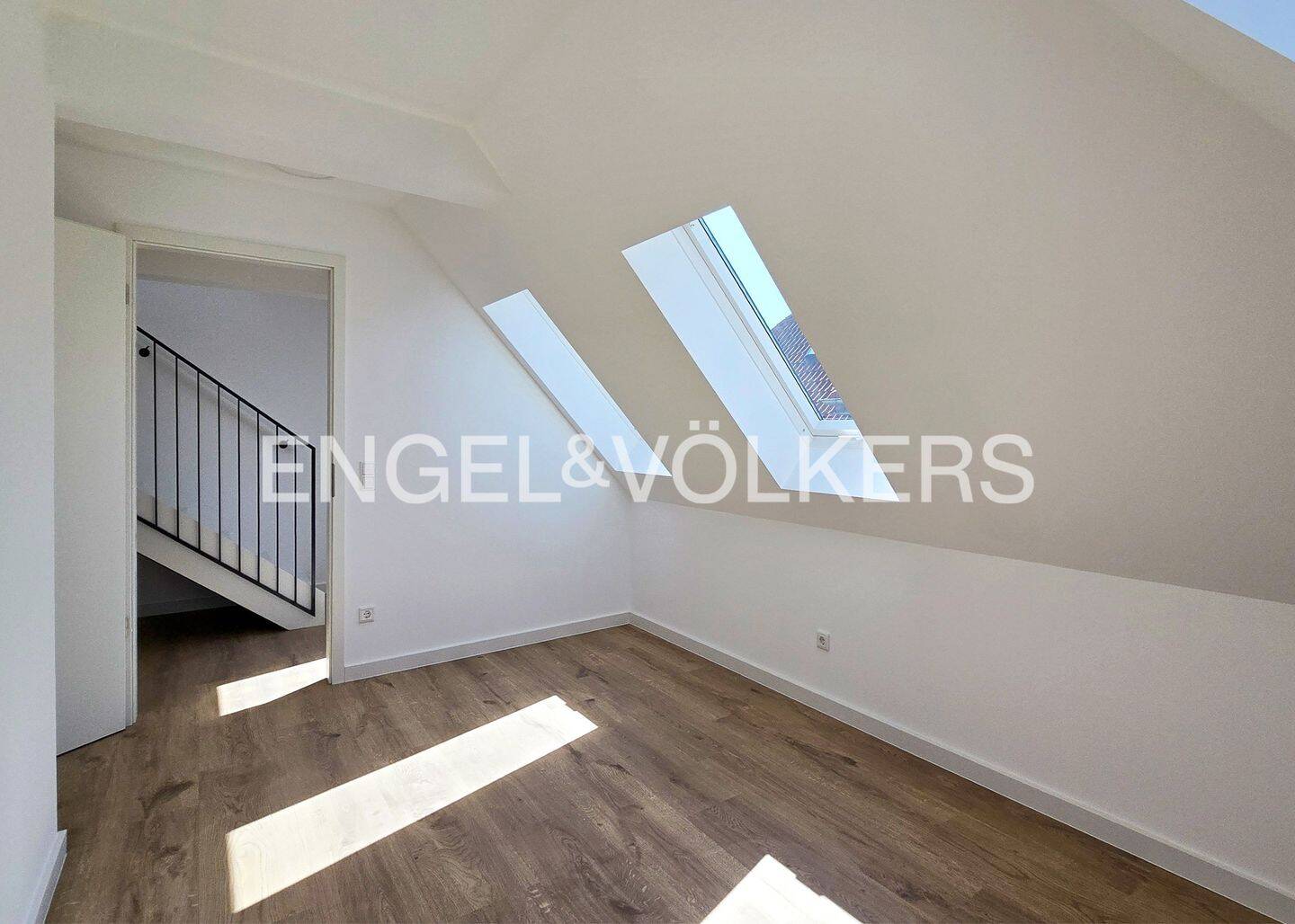 Architektonisches Highlight: Loft-Feeling auf zwei Etagen mit Weitblick – 38106 Braunschweig – Vorschaubild 3