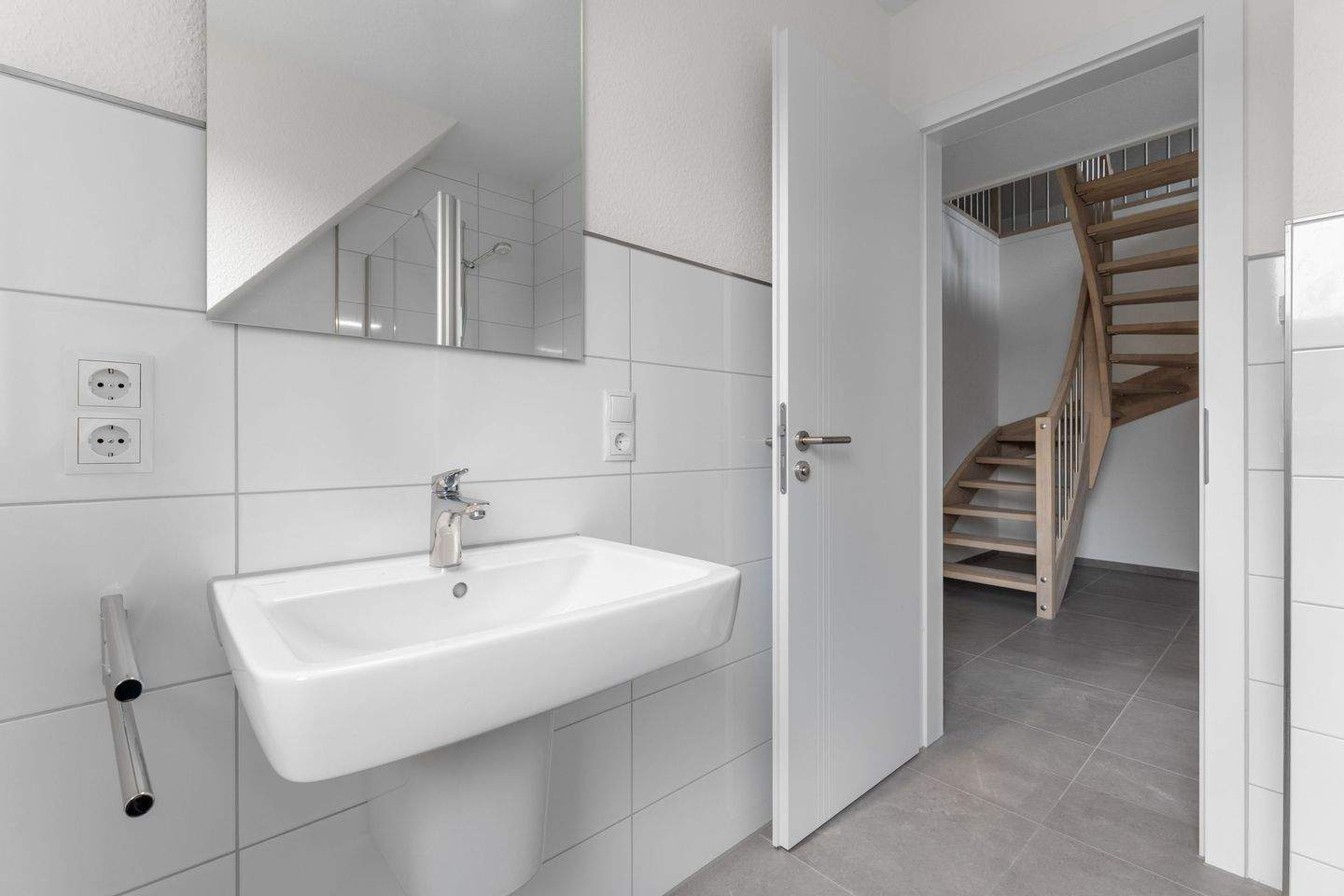 Ihr neues Haus nur smarter – lichtdurchflutete Maisonette Wohnung in Bümmerstede, Erstbezug – 26133 Oldenburg (Oldb) – Vorschaubild 3