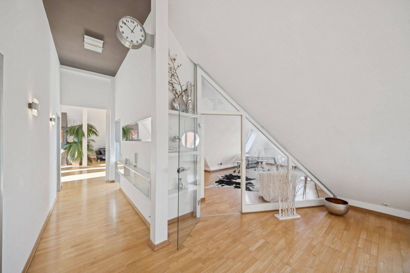 Exklusive Penthouse-Maisonette am Waldfriedhof – Großzügiges Wohnen auf zwei Ebenen – München – Vorschaubild 4