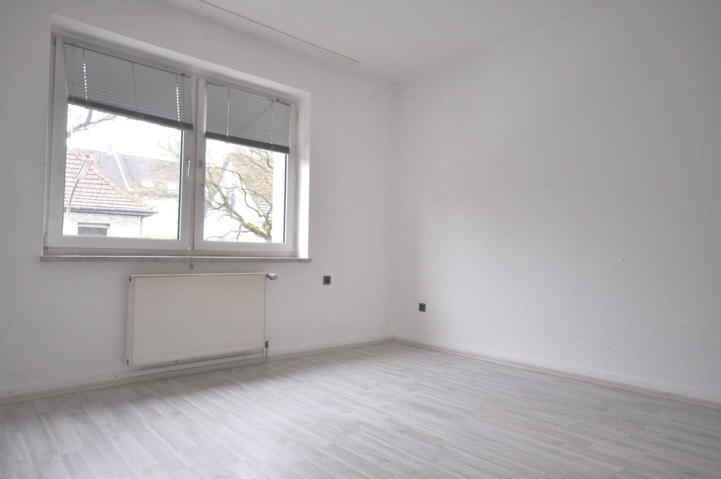 Gemütliche 2,5 Zimmer Single Wohnung mit Balkon und Garten – 45883 Gelsenkirchen – Vorschaubild 3
