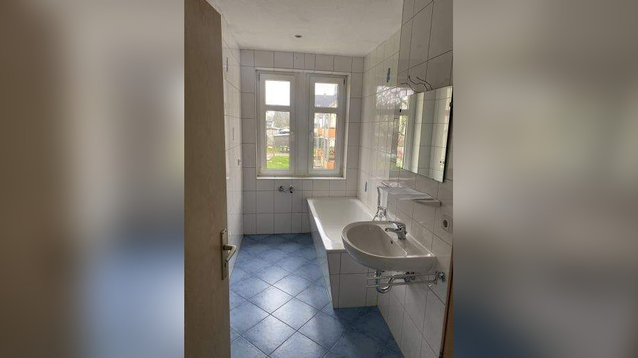 Clausstr. +Die Wohnung gefällt mir +  2 Raum Whg. Bad mit Fenster und mit Balkon – Chemnitz – Vorschaubild 3