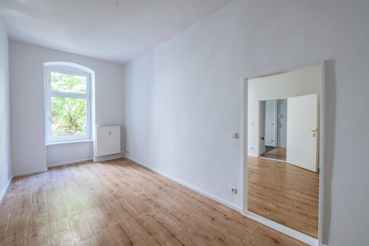 Kreuzberg nahe Landwehrkanal: bezugsfreie 2-Zimmer-Wohnung mit Charme und Potenzial – seltene Chance – 10999 Berlin – Vorschaubild 3