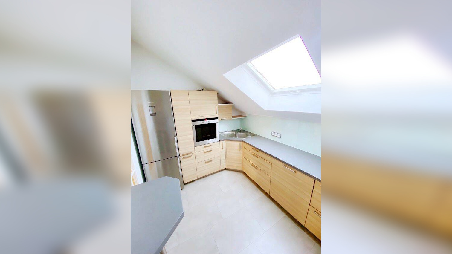 Kreative Dachgeschosswohnung mit Balkon – ruhig und zentral in München-Daglfing – 81929 München – Vorschaubild 9