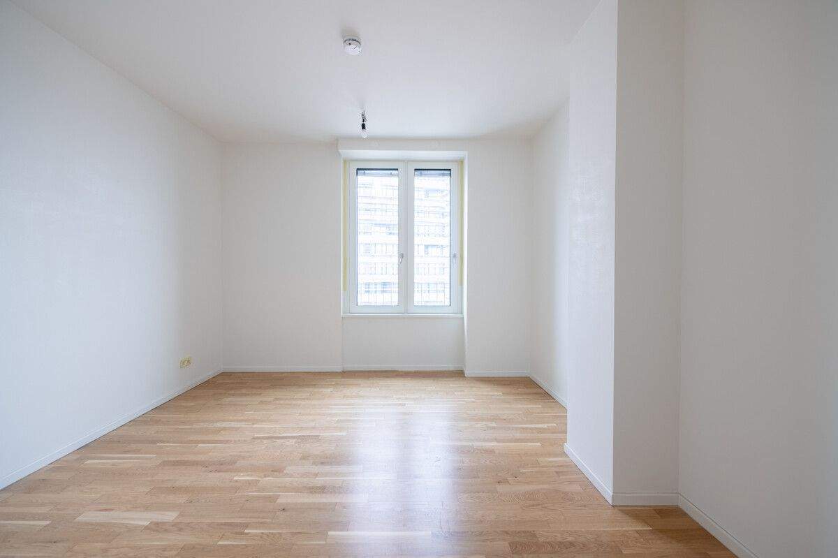 Nebenkosten geschenkt & Zahlen erst bei Fertigstellung: City-Apartment auf der 15. Etage mit Loggia – 10243 Berlin – Vorschaubild 4