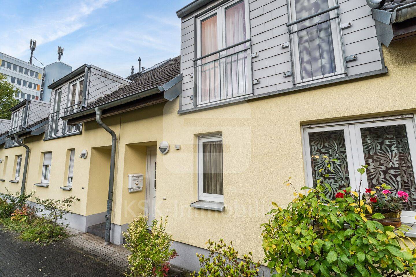 Modernes Rheinmittelhaus | TG-Stellplatz | Köln-Zollstock! – 50969 Köln – Vorschaubild 3
