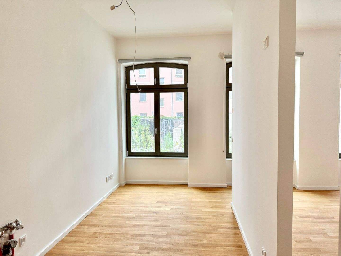 Erstbezug: Charmante Maisonette mit Terrasse in historischer Remise – 13088 Berlin – Vorschaubild 3