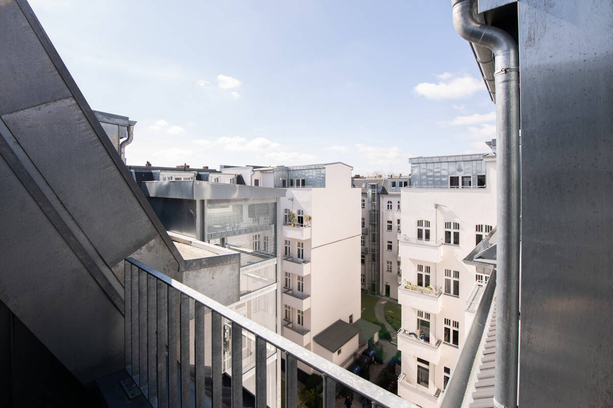 Ihr Rückzugsort in der City West: Elegantes, lichterfülltes Penthouse mit großzügiger Terrasse – 10711 Berlin – Vorschaubild 3