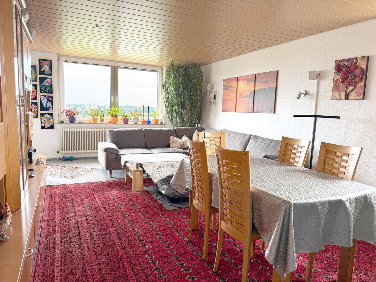 Aussicht plus Rendite: vermietete 4-Zimmer-Wohnung im 14. Stock! – 72766 Reutlingen – Vorschaubild 3