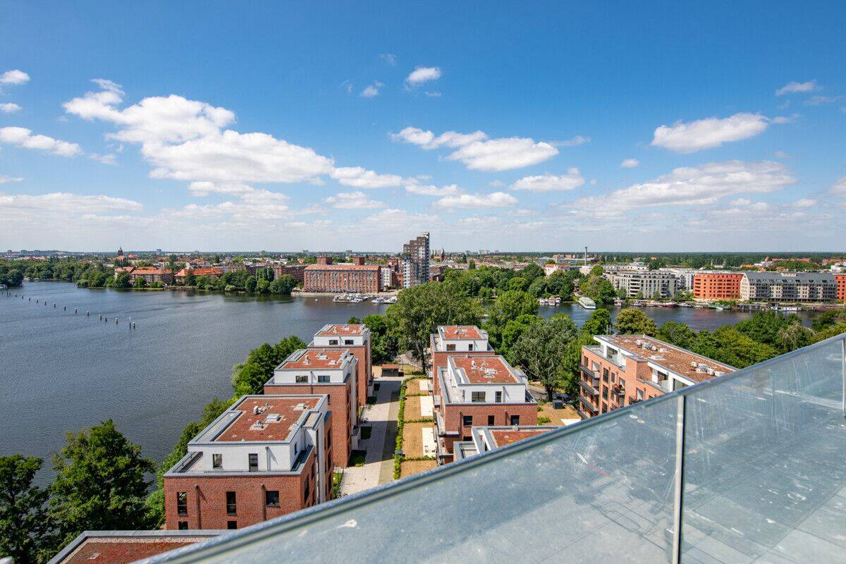 Exklusiv wohnen direkt am Wasser: Sonnenverwöhntes Neubau-Penthouse mit Panorama-Sauna & Klimaanlage – 13585 Berlin – Vorschaubild 5