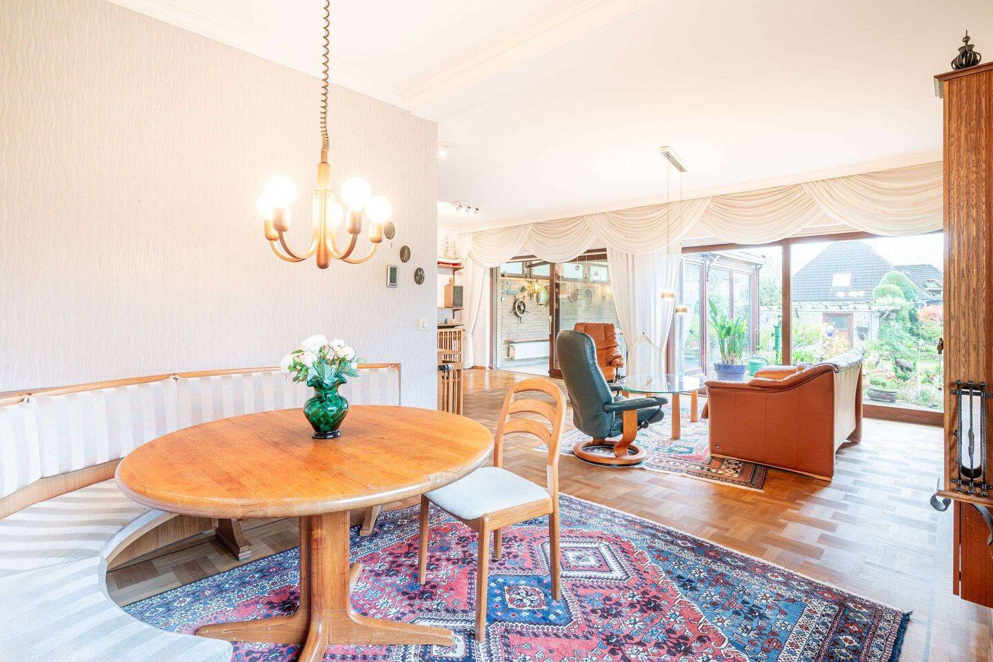 Keine Käuferprovision! Einfamilienhaus mit Einliegerwohnung in ruhiger und familienfreundlicher Lage – 22179 Hamburg – Vorschaubild 3
