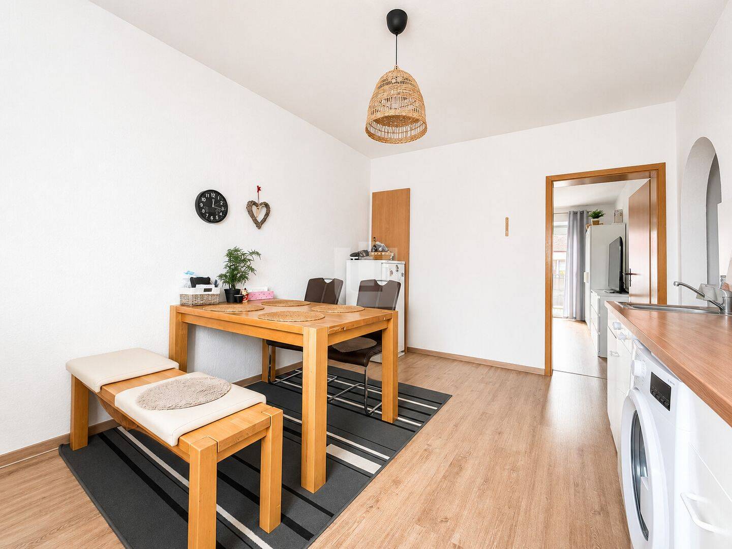 WINDISCH IMMOBILIEN – vermietete 2,5-Zimmer-Wohnung am Thomasiusplatz mit sonnigem West-Balkon – 81669 München – Vorschaubild 9