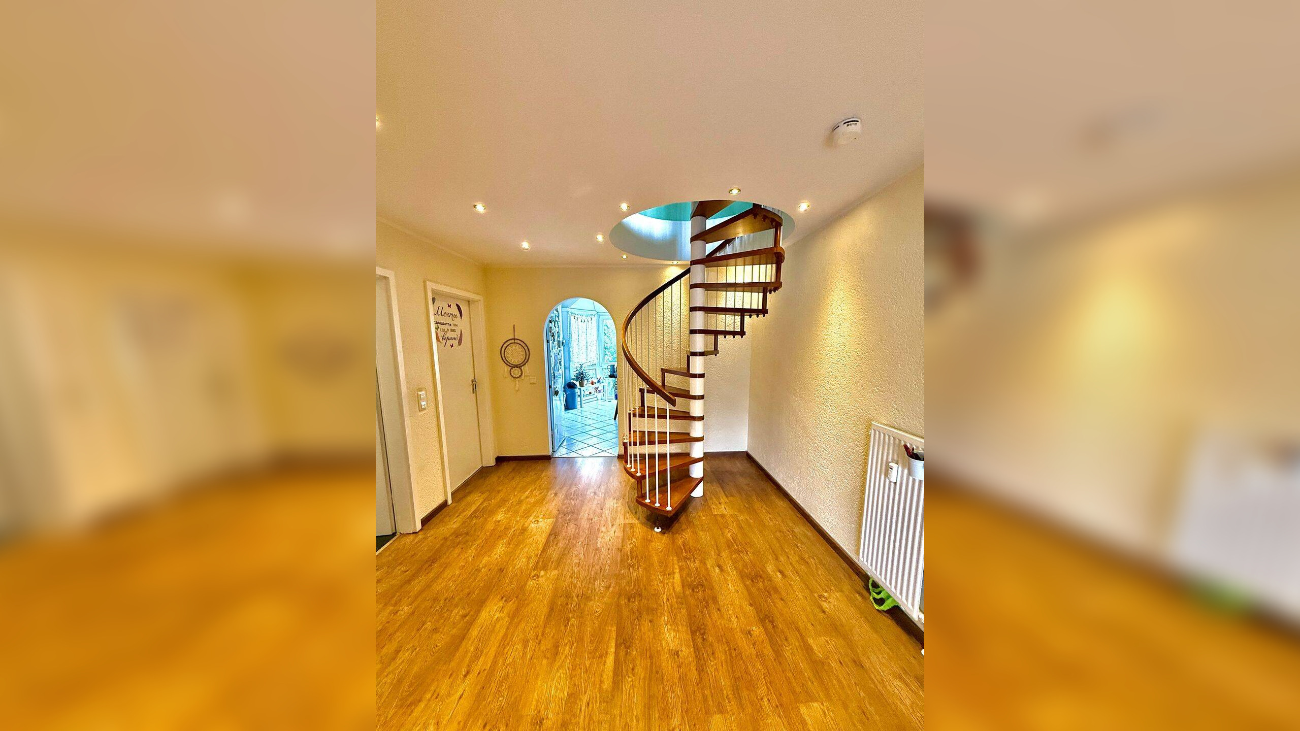 Großzügige Maisonette mit 5 Zimmern, zwei Terrassen und lichtdurchflutetem Wohnkonzept – 13583 Berlin – Vorschaubild 3
