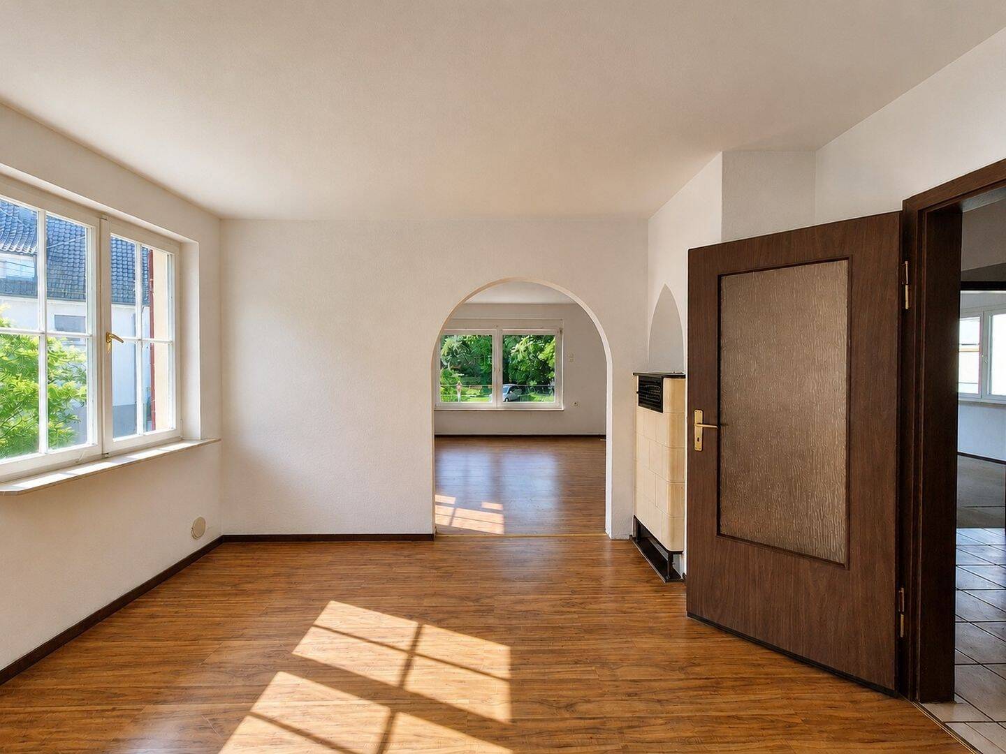 Charmante 3-Zimmer-Wohnung mit Außenstellplatz in Stuttgart-Gablenberg – 70186 Stuttgart – Vorschaubild 4