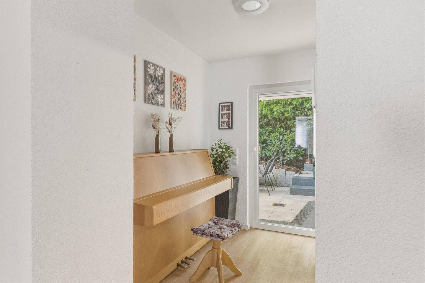 Kernsanierte Doppelhaushälfte mit Einliegerwohnung – 70329 Stuttgart – Vorschaubild 5