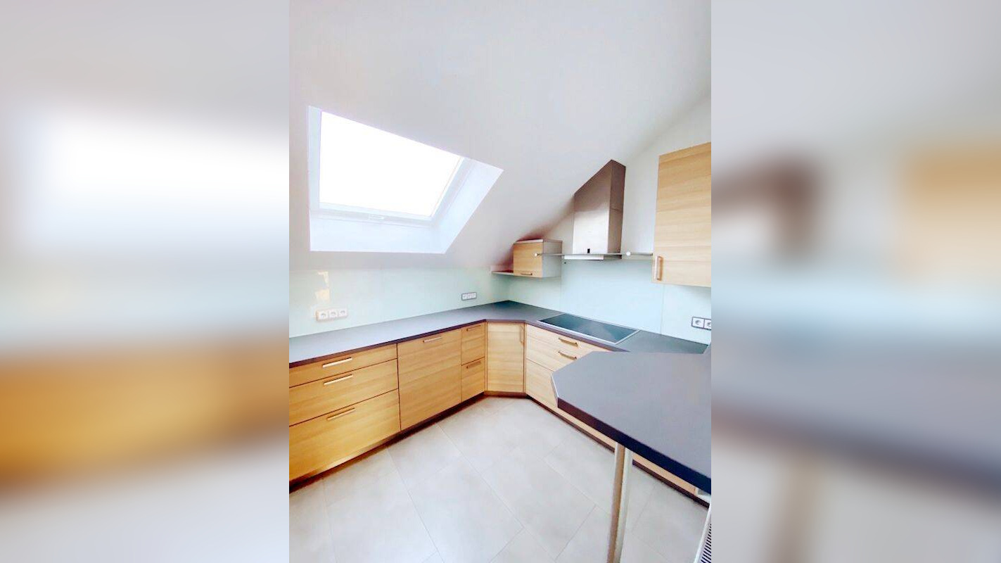 Kreative Dachgeschosswohnung mit Balkon – ruhig und zentral in München-Daglfing – 81929 München – Vorschaubild 10