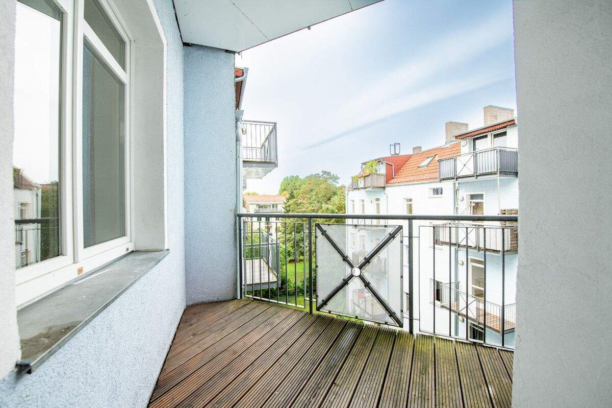 Altbauidylle mit Balkon zum Innenhof – Badewanne, Keller & provisionsfrei in grüner Lage – 12489 Berlin – Vorschaubild 4