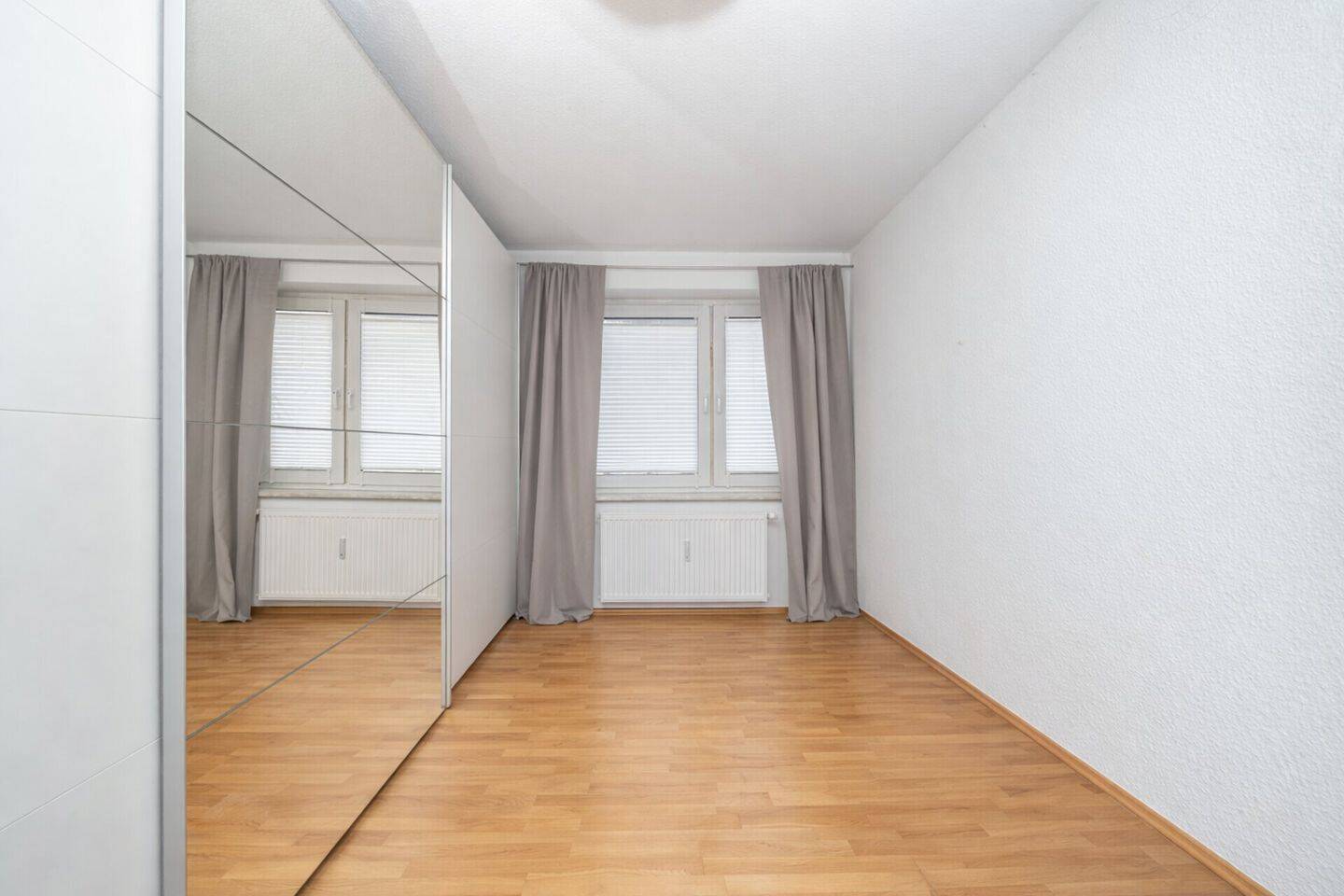 Beste Lage, beste Aussichten: Vermietete 2- bzw. 2,5-Zimmer-Wohnung im Lehel – 80538 München – Vorschaubild 6