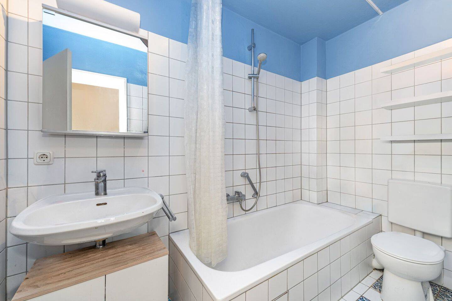Beste Lage, beste Aussichten: Vermietete 2- bzw. 2,5-Zimmer-Wohnung im Lehel – 80538 München – Vorschaubild 10