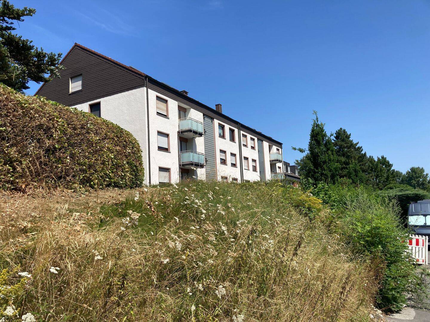 85 m² Wohlfühlwohnung mit Garage, Balkon und großem Gartenanteil in Dortmund-Lütgendortmund – 44388 Dortmund – Vorschaubild 3