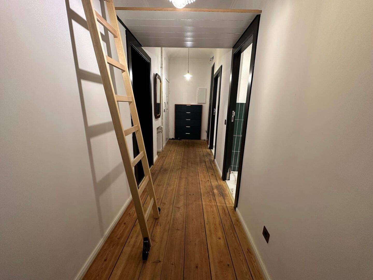 Hochwertig sanierte Wohnung mit durchdachtem Grundriss und Balkon – 13409 Berlin – Vorschaubild 3