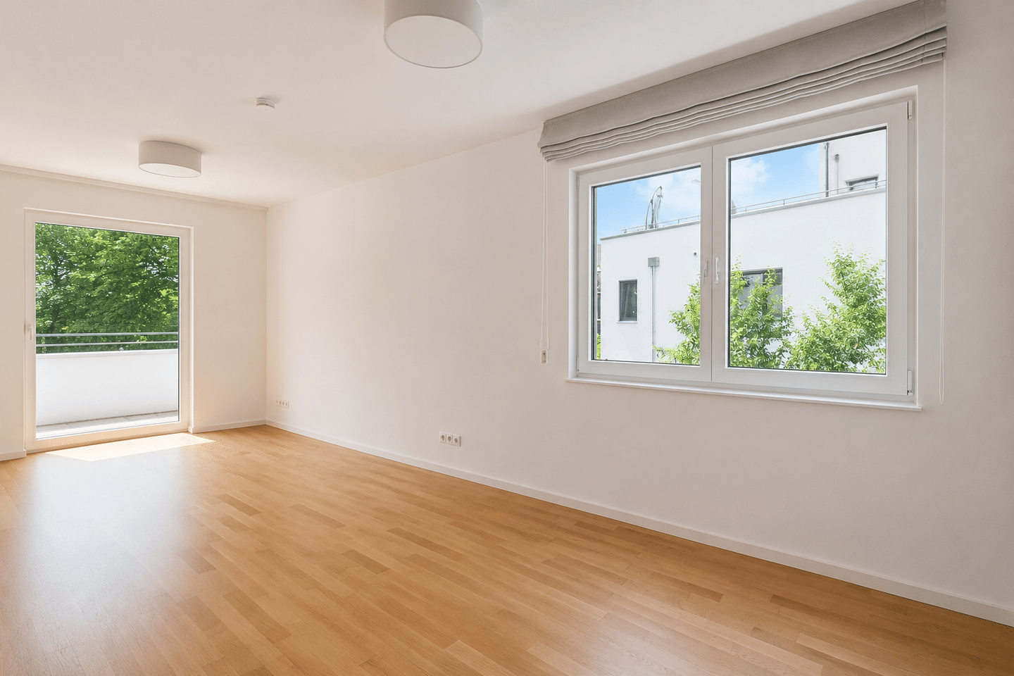 Modernes Haus-im-Haus-Konzept mit großzügigem Privatgarten – 81827 München – Vorschaubild 4