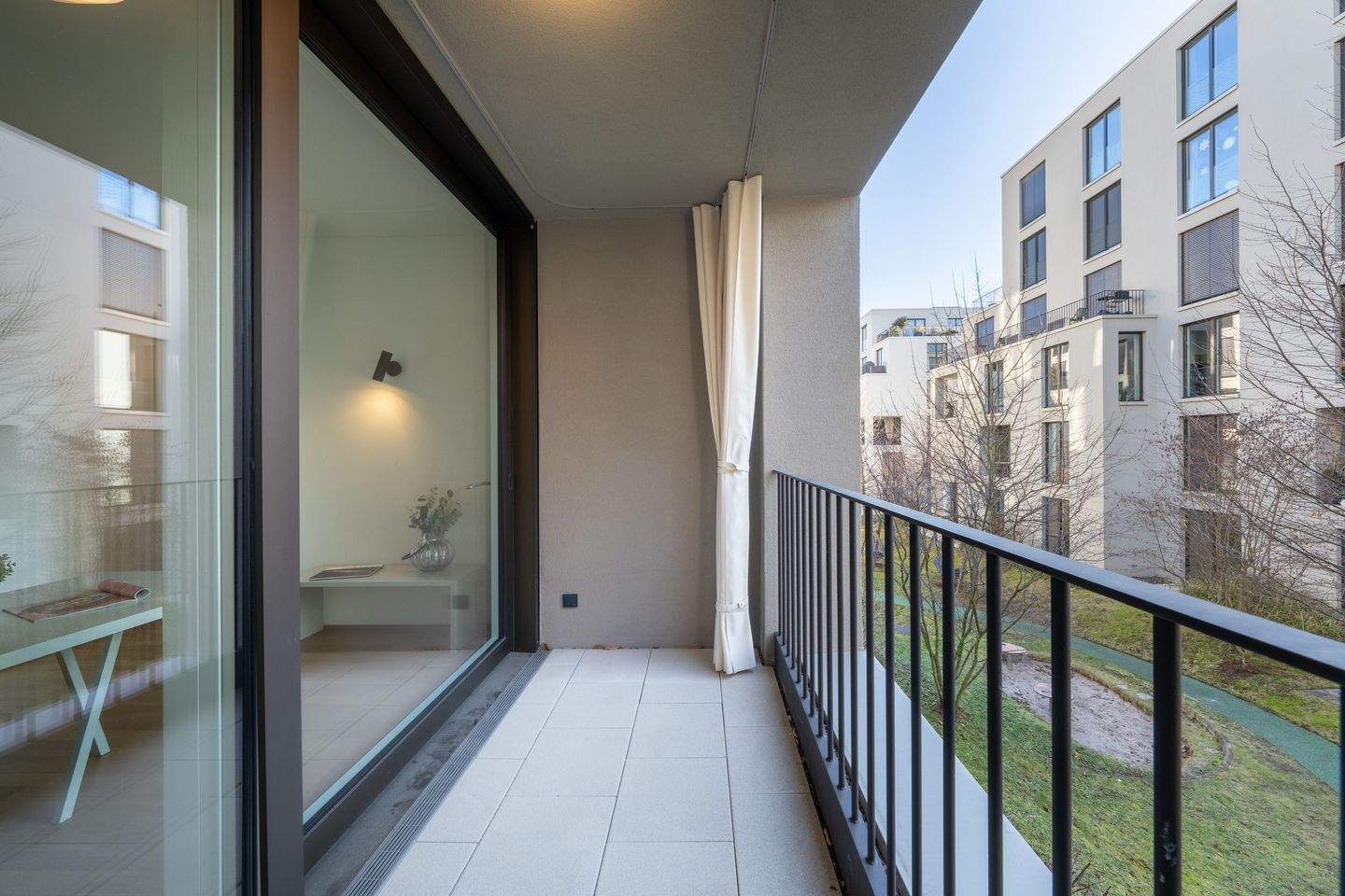 VillenGarten – Preisgekrönte Baukultur am Relenberg – 3-Zimmer-Wohnung – 70174 Stuttgart – Vorschaubild 3