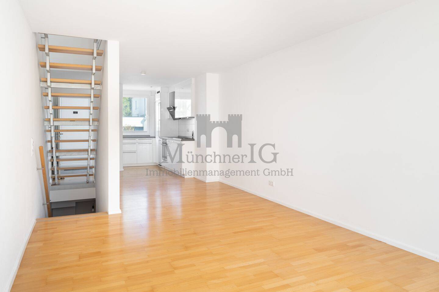 MÜNCHNER IG: Ihre Residenz mit Garten und Haus-im-Haus-Feeling in begehrter ruhiger Lage !! – 81477 München – Vorschaubild 3