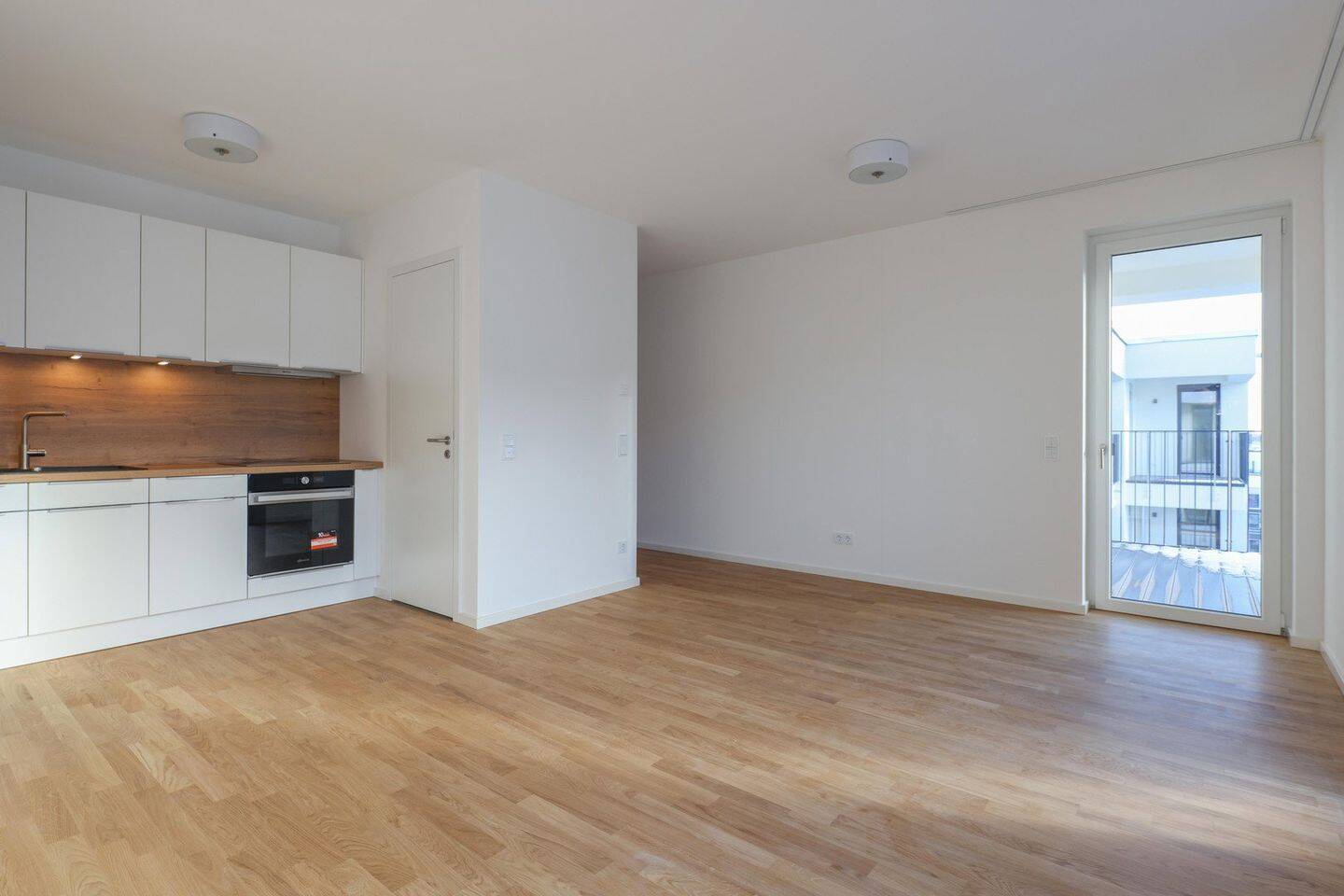 2 Zimmer Luxus – Einbauküche + Parkett, Neubau – vom Eigentümer – 12355 Berlin – Vorschaubild 7