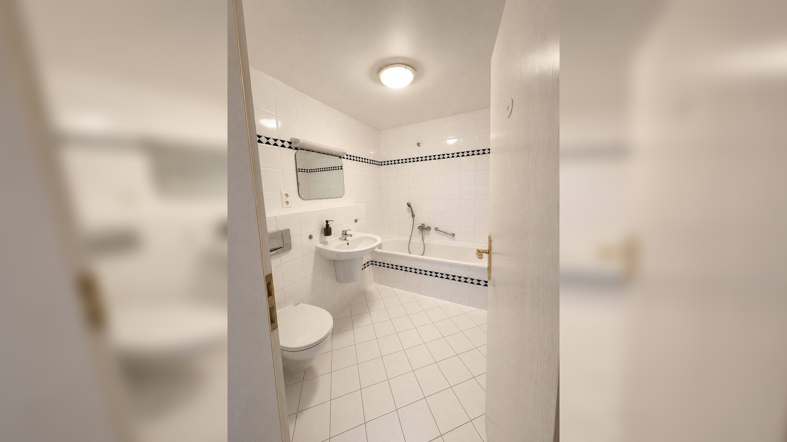Sonnige 2-Raum-Wohnung am Klinikum Dresden-Friedrichstadt mit PKW Stellplatz – 1067 Dresden – Vorschaubild 3
