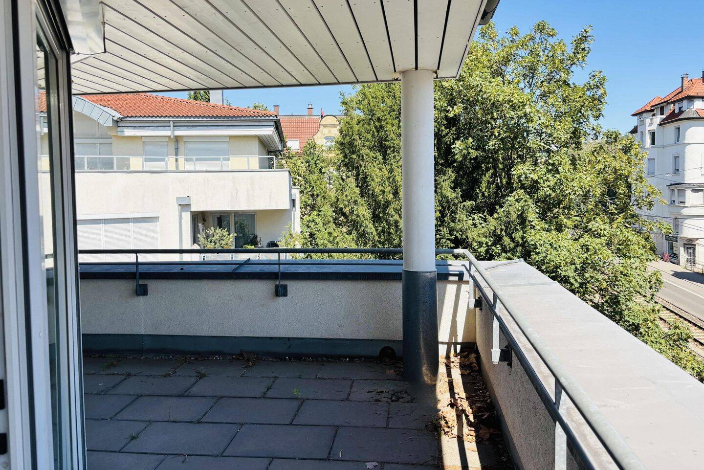 Freie 3/4-Zi-Penthouse-Wohnung in zentraler Lage von Bad Cannstatt – 70372 Stuttgart – Vorschaubild 4