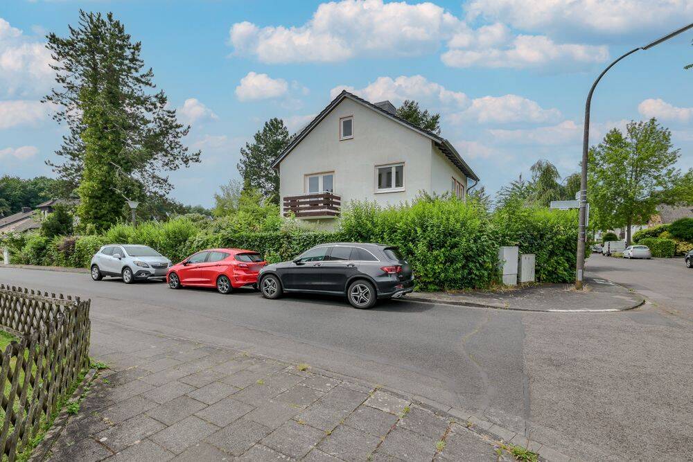 Einfamilienhaus mit Garten und angrenzendem Baugrundstück in Bonn-Niederholtorf – 53229 Bonn – Vorschaubild 3