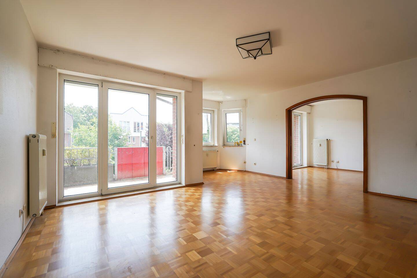 Wohnkomfort auf ca. 80 m² mit zwei Balkonen sowie eigenem Tiefgaragenstellplatz – 40470 Düsseldorf – Vorschaubild 4