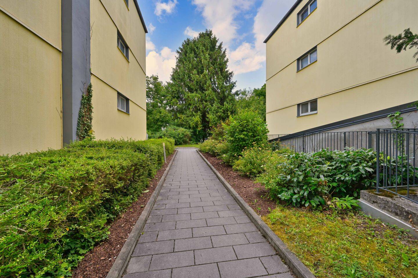 1-ZKB Apartment, Balkon! Bezugsfreie Eigentumswohnung in München-Pasing – gepflegt, sofort verfügbar – 81243 München – Vorschaubild 3