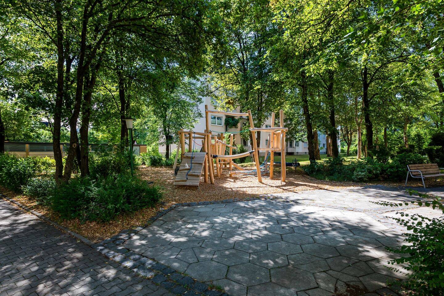 Über den Dächern der Blumenau · 2 Zimmer · 67 m² · Loggia · Fernblick · frei ab 01.11. – 80689 München – Vorschaubild 3