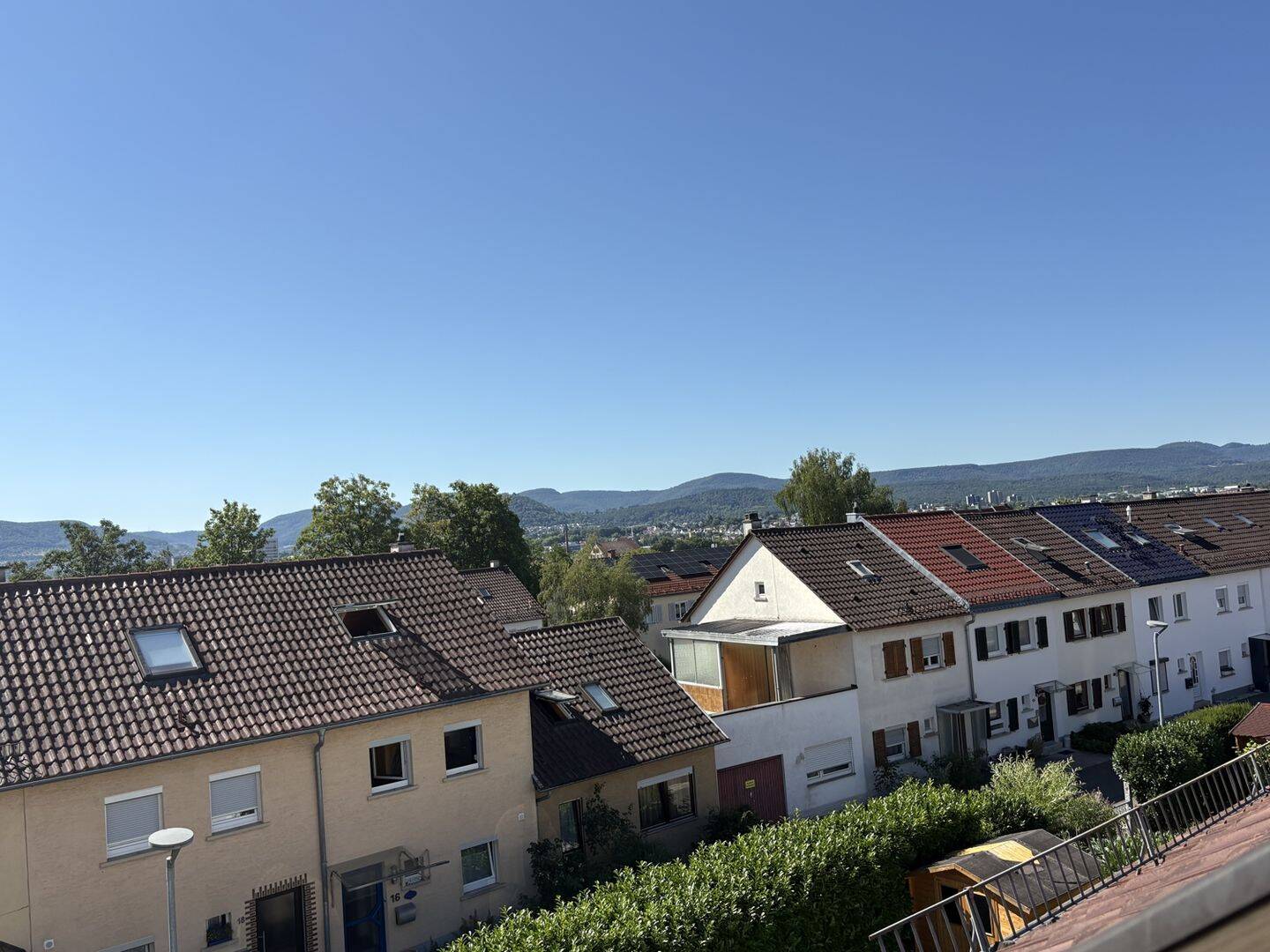 Gemütliches Zuhause mit Gärtchen und Pergola – 72760 Reutlingen – Vorschaubild 8
