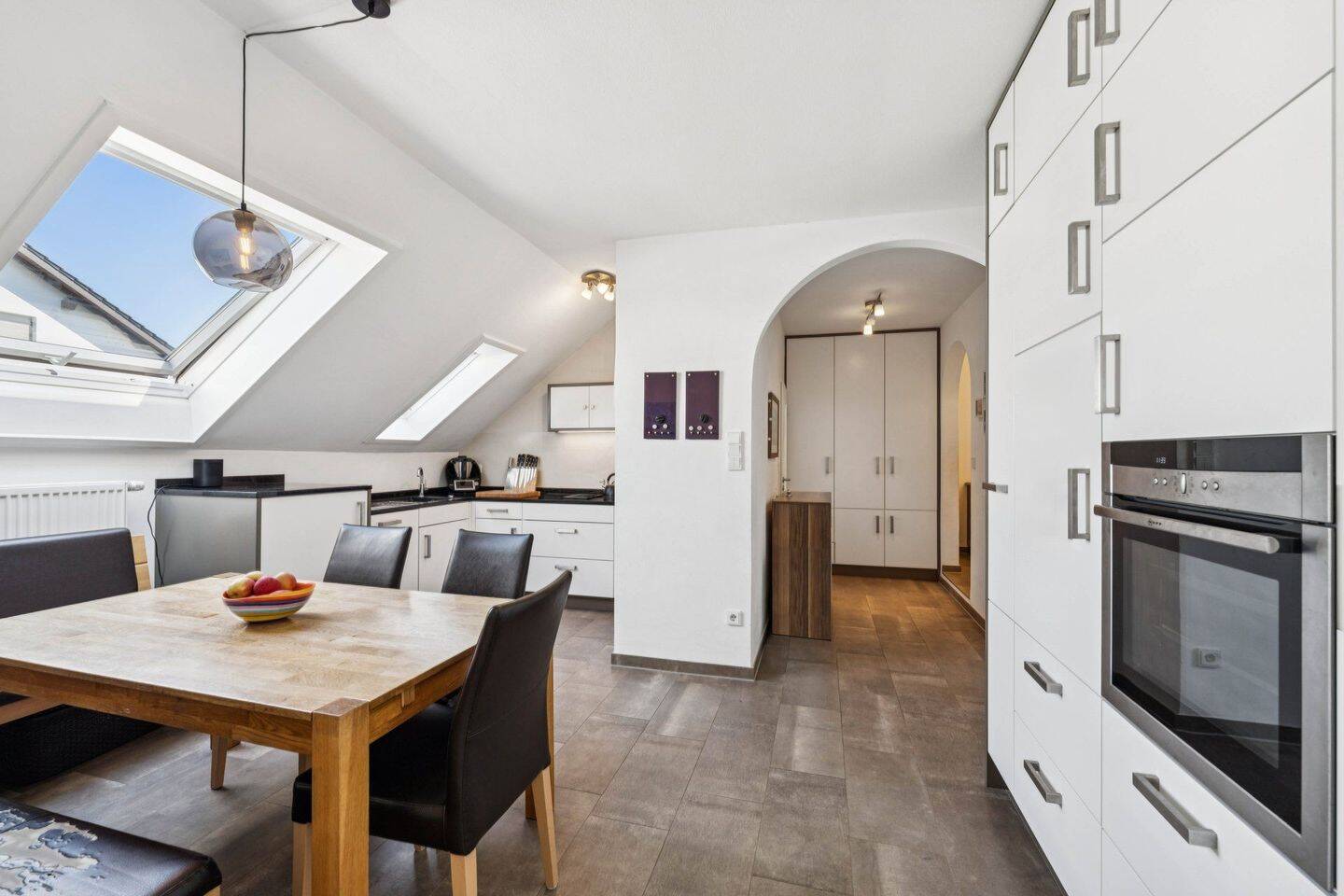 Viel Platz zum Ankommen: 4-Zimmer-Wohnung mit Garten & Balkon im Münchner Norden – 80935 München – Vorschaubild 3