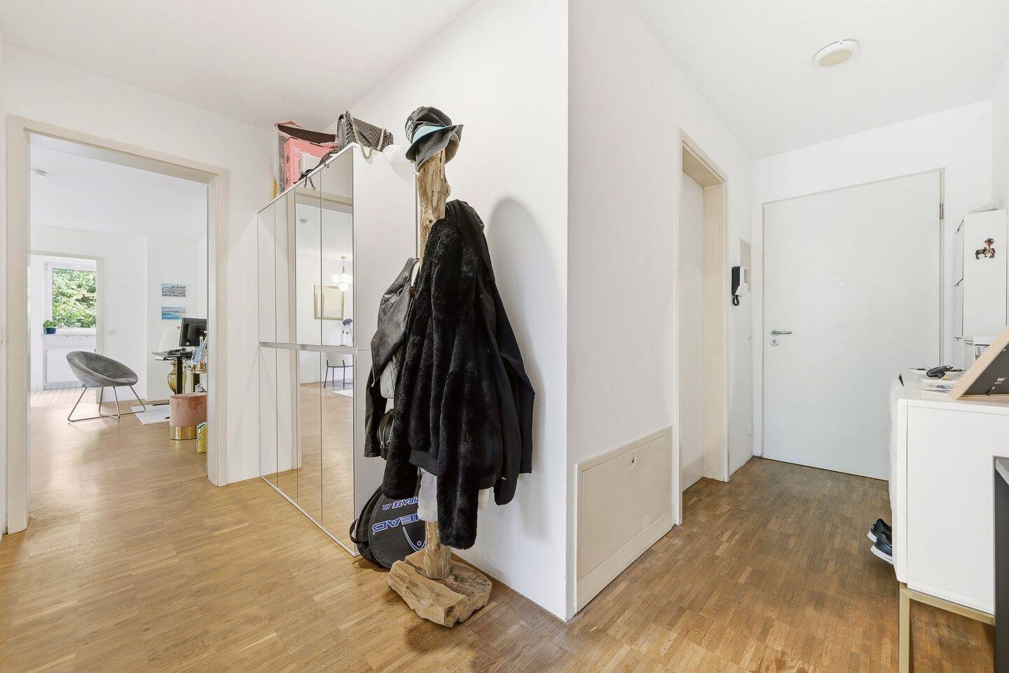 Attraktive 2-Zimmer-Erdgeschosswohnung in München-Bogenhausen – 81925 München – Vorschaubild 3