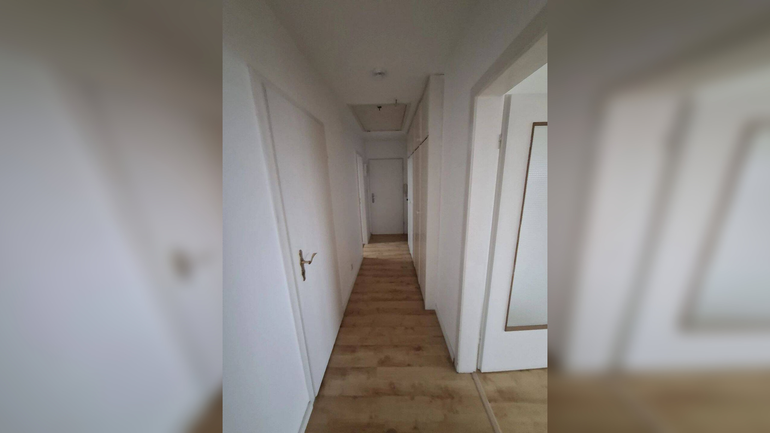Helle 2- Zimmer Dachgeschosswohnung – 22047 Hamburg – Vorschaubild 4