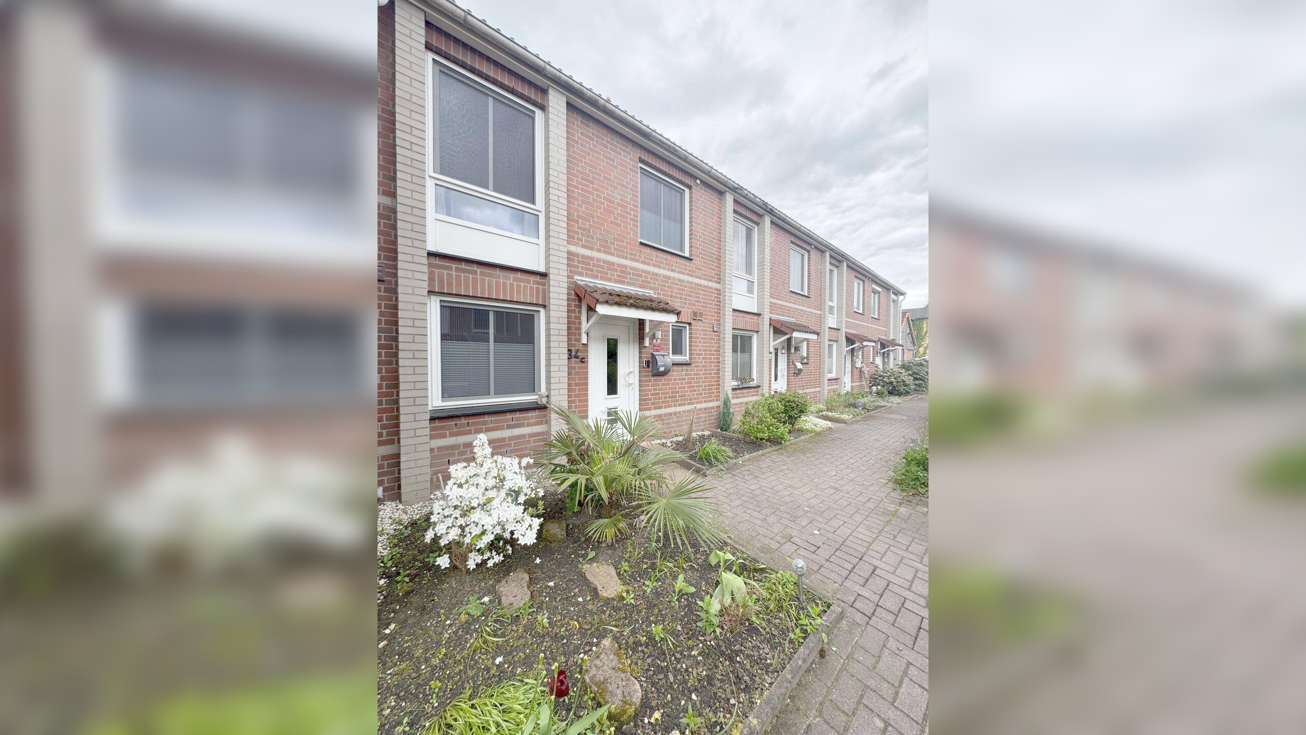 Gepflegtes Reihenhaus mit Garten, Einbauküche und Garage in Osterholz – 28307 Bremen – Vorschaubild 3