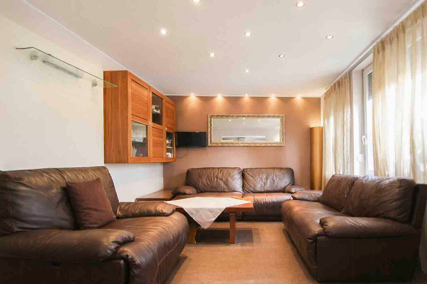 Bezugsfreie 4-Zimmer-Wohnung mit Terrasse in zentraler Lage von Feuerbach – 70469 Stuttgart – Vorschaubild 3