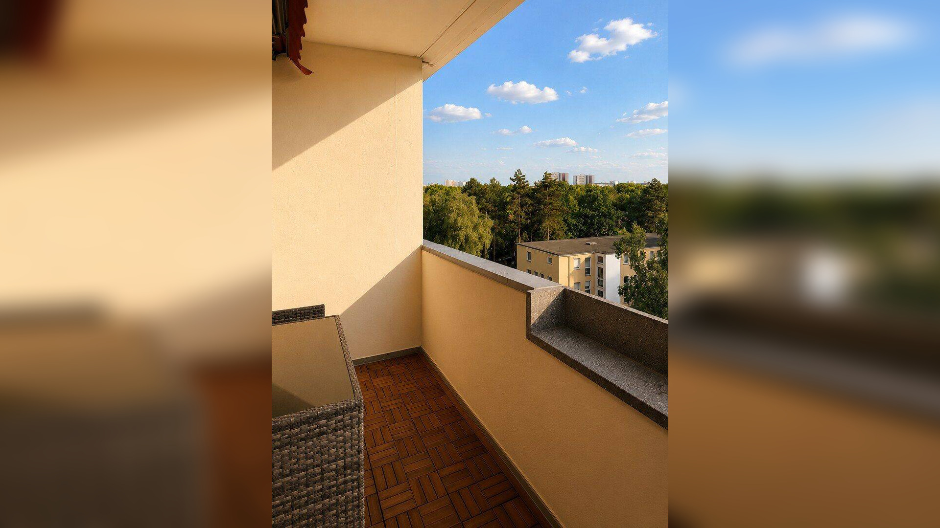 Hochwertig modernisierte 3-Zimmer-Wohnung mit Westbalkon und Weitblick – maklerfrei – 12351 Berlin – Vorschaubild 3