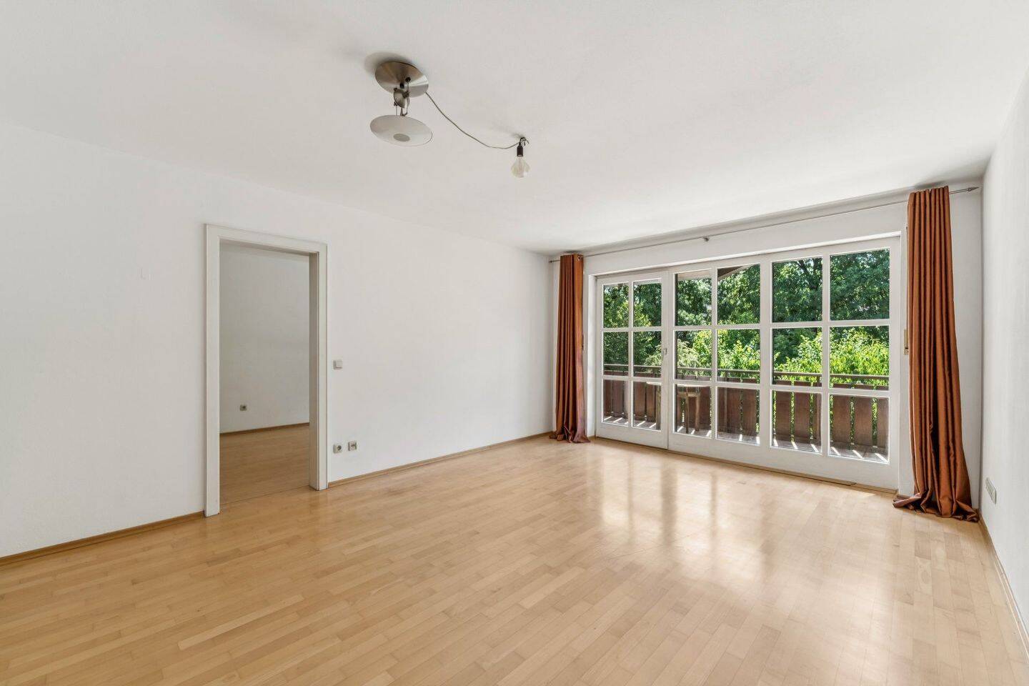 Seltenheitswert: Perfekter Grundriss trifft auf idyllischen Blick ins Grüne & 400 m² Gemeinschaftsgarten – 81827 München – Vorschaubild 4