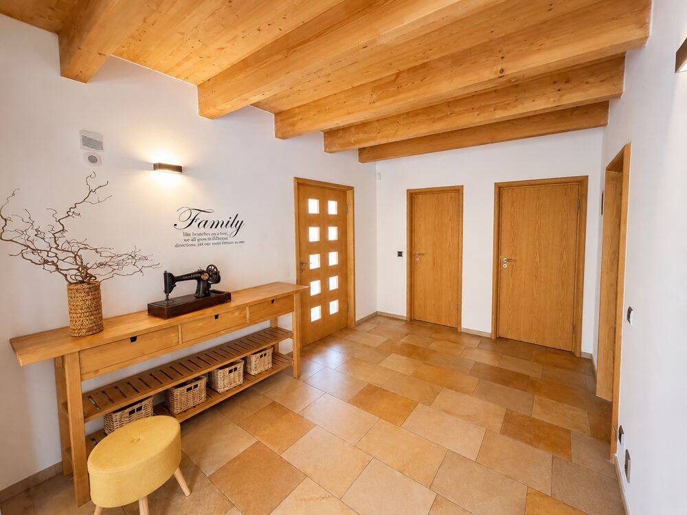 Architektur zum Verlieben – Modernes Wohnen auf einem 1.344 m² großen Traumgrundstück – 85055 Ingolstadt – Vorschaubild 3
