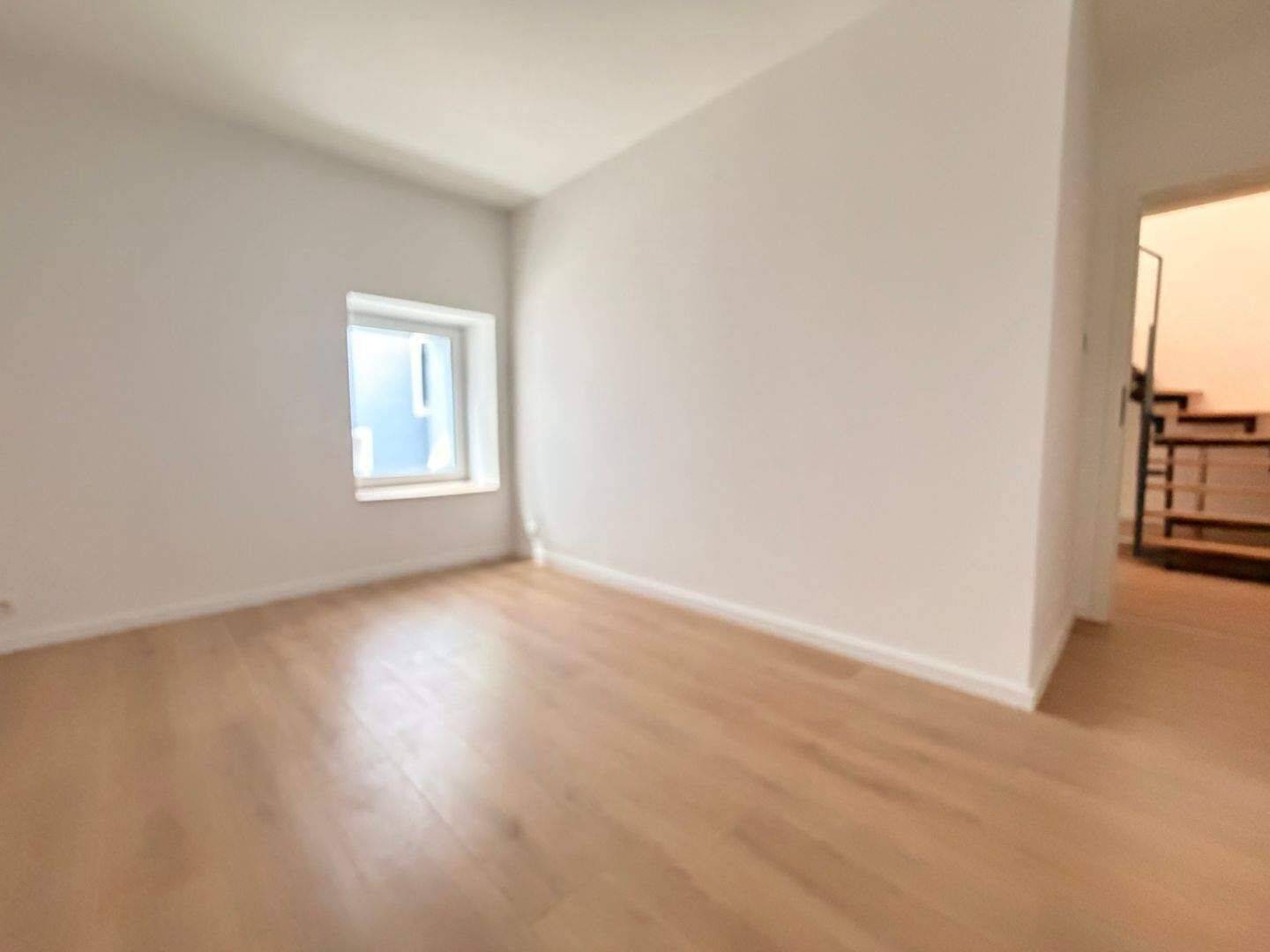 Stadthaus in GoHo – kernsaniert und energieeffzient – 90429 Nürnberg – Vorschaubild 3