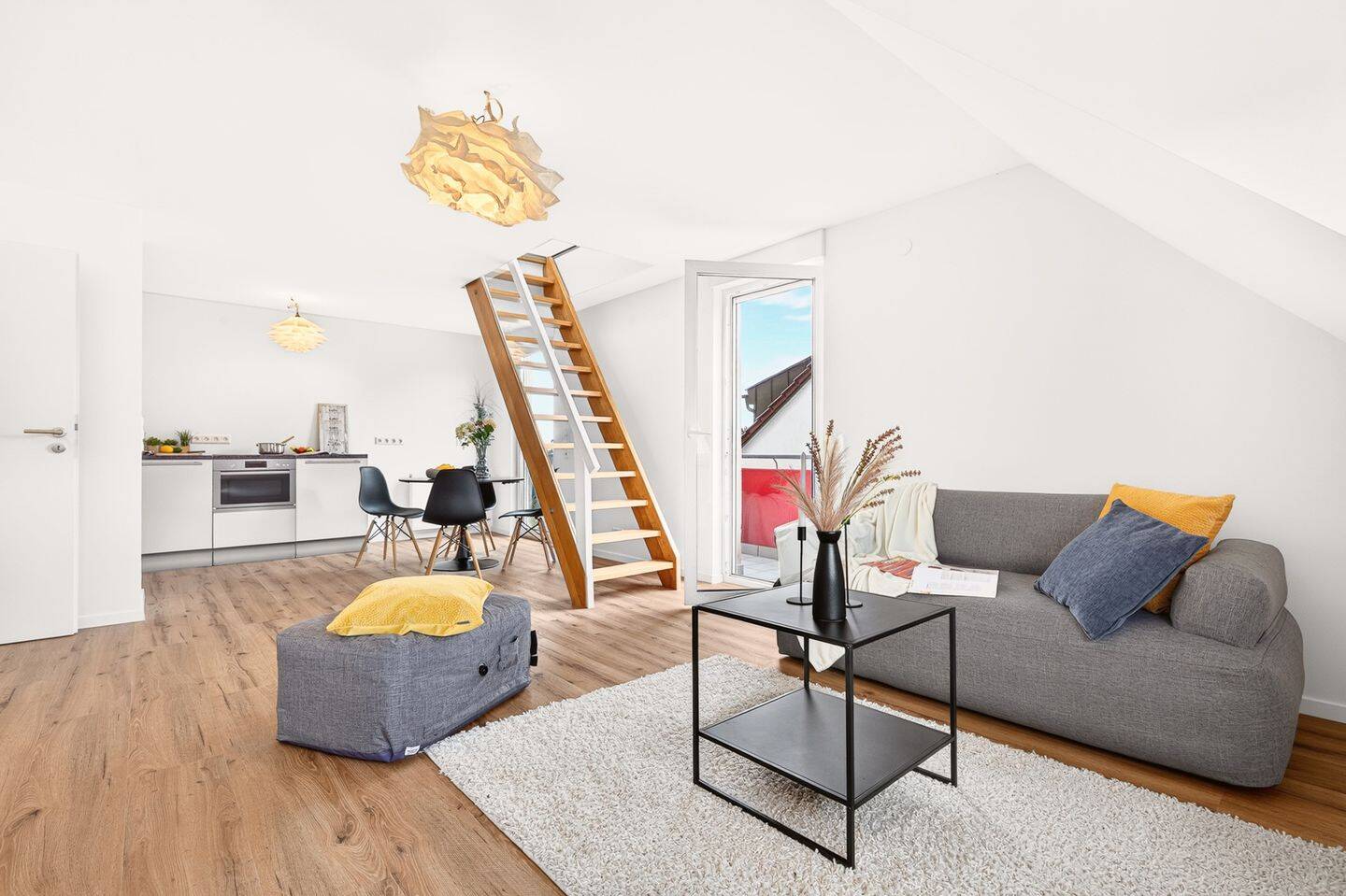 GALERIEAUSBLICK – Traumhafte 3,5-Zimmer Maisonette-Wohnung mit Stellplatz in Stuttgart-Plieningen – 70599 Stuttgart – Vorschaubild 5