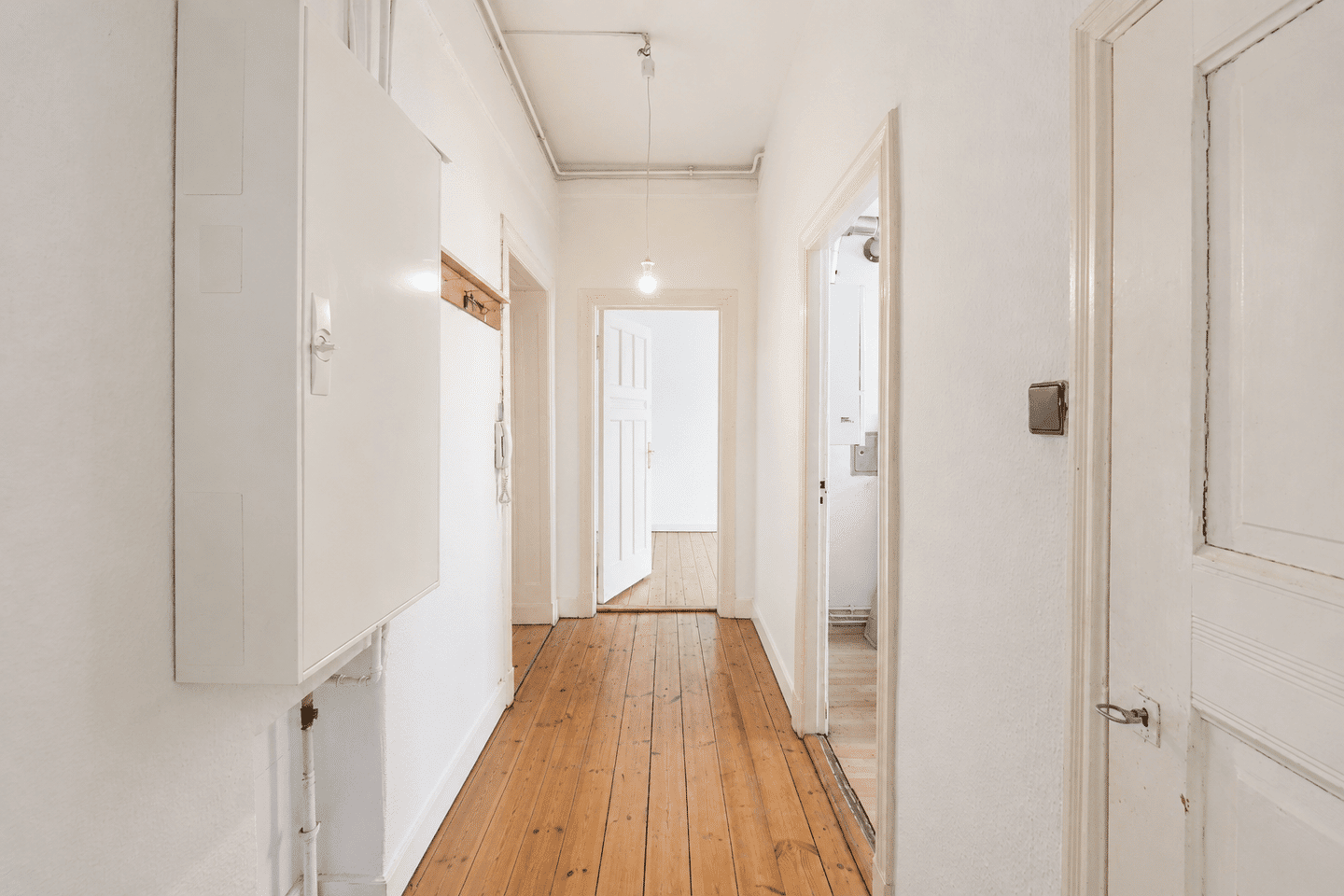 Helle 2-Zimmer-Wohnung mit sonnigem Balkon und Südausrichtung (WE32) – 13359 Berlin – Vorschaubild 3
