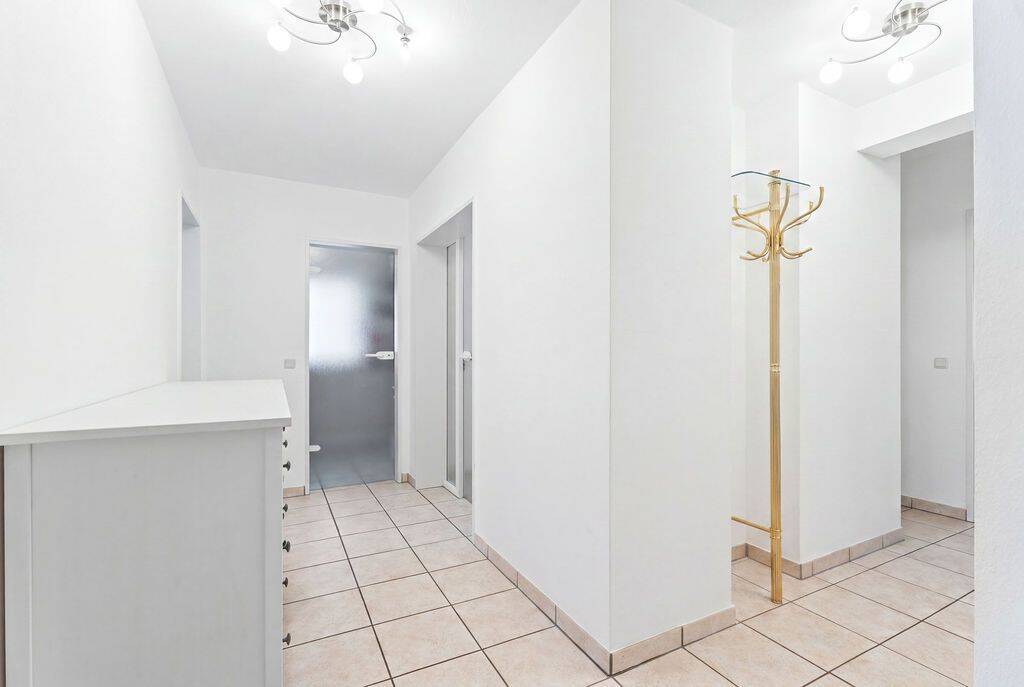 Helle, freundliche 4-Zimmer-ETW mit TG-Platz und eigenem Garten in begehrter Lage – 52072 Aachen – Vorschaubild 5