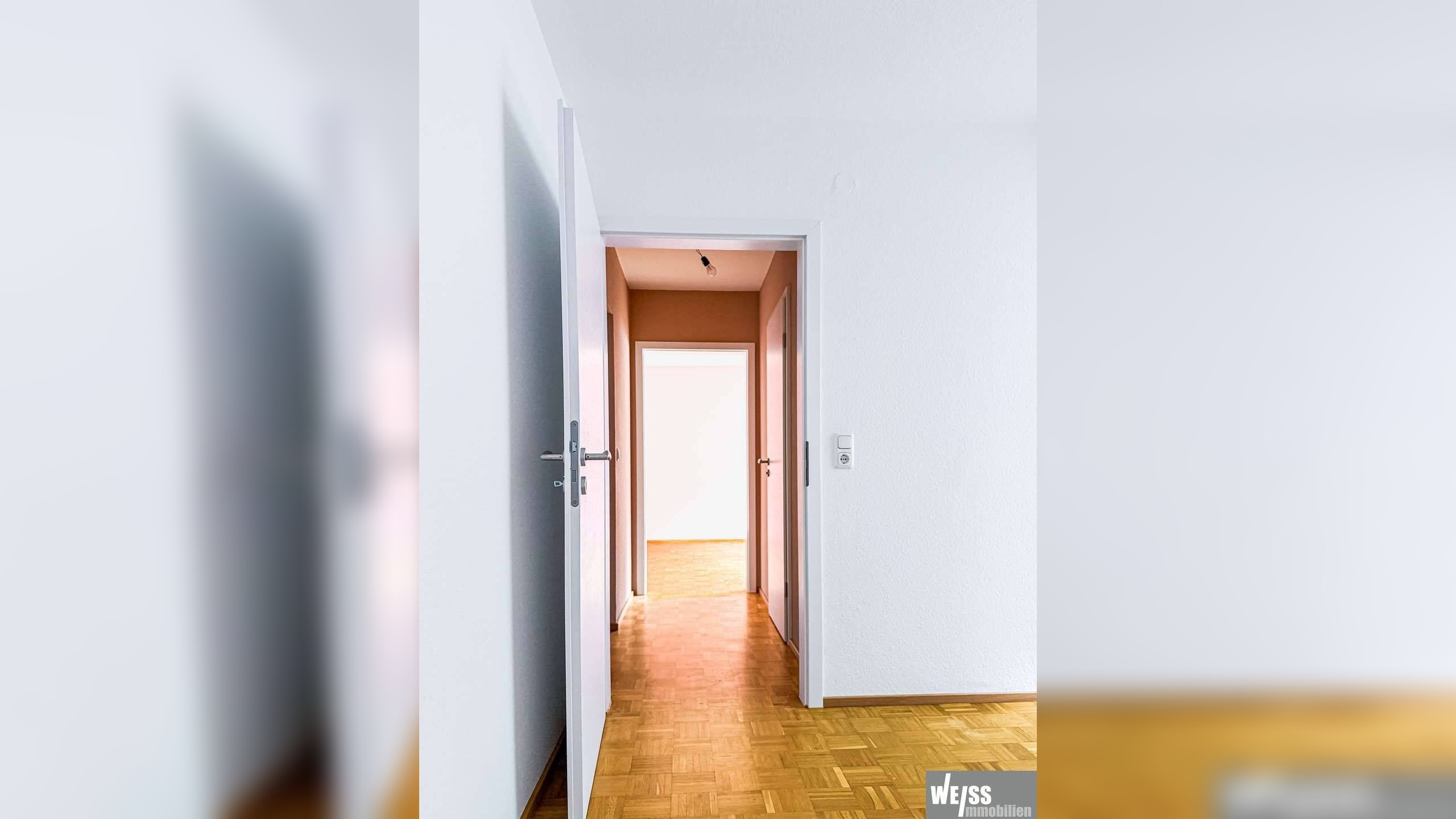 Traumhafte Dachgeschosswohnung mit Balkon, Loggia und großzügigem Wohnkomfort – 97084 Würzburg – Vorschaubild 5