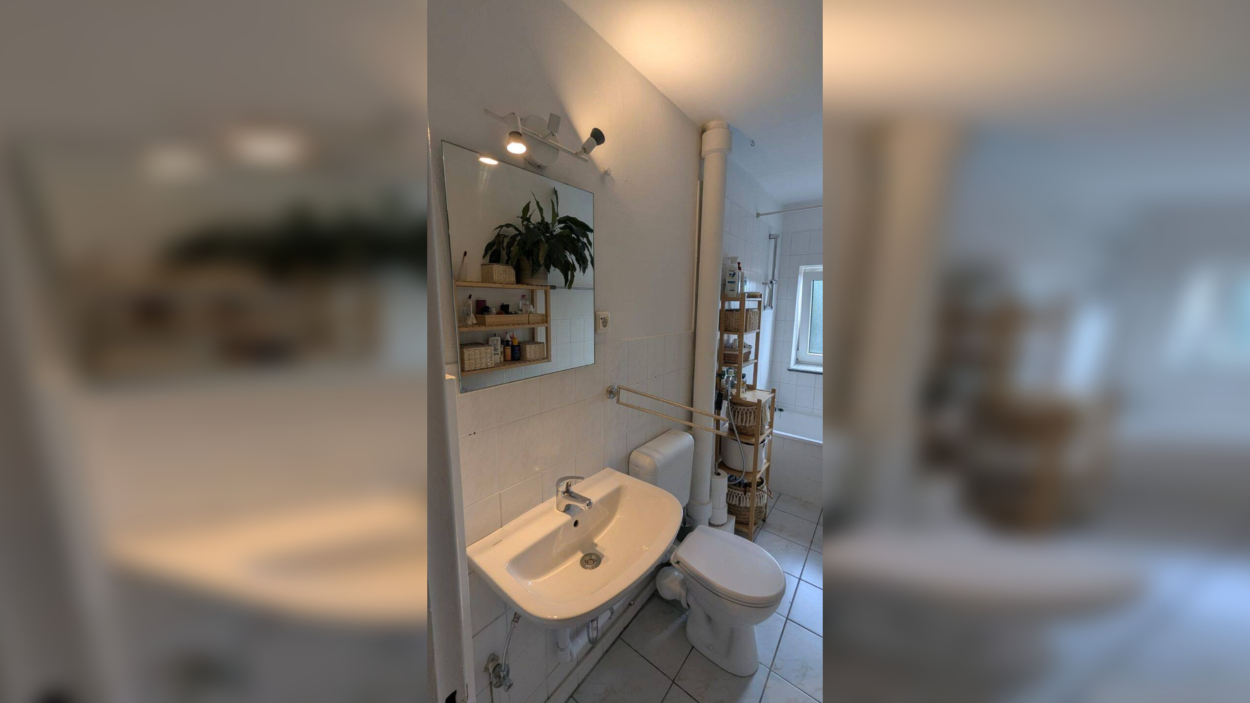 helle, sonnige und praktisch aufgeteilte 2,5 Zimmerwohnung im Herzen von Kiel – 24114 Kiel – Vorschaubild 10
